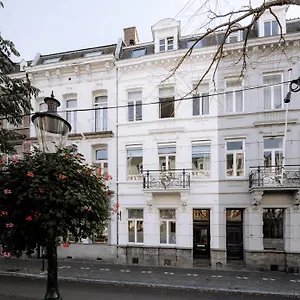 https://sfeervol-penthouse-centrum-maastricht-wyck.valkenburgaandegeul-hotels.com